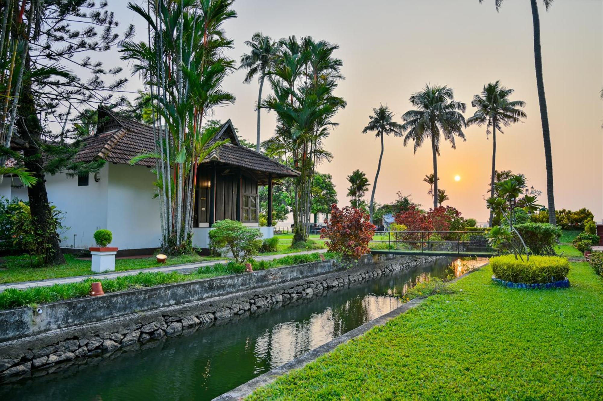 Paradise Heritage Resort Kumarakom Eksteriør billede