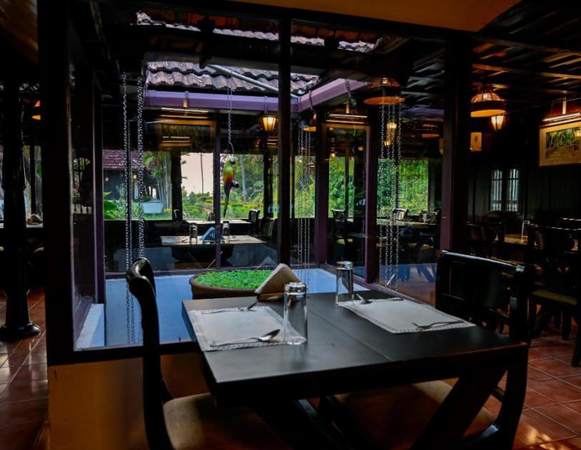Paradise Heritage Resort Kumarakom Eksteriør billede